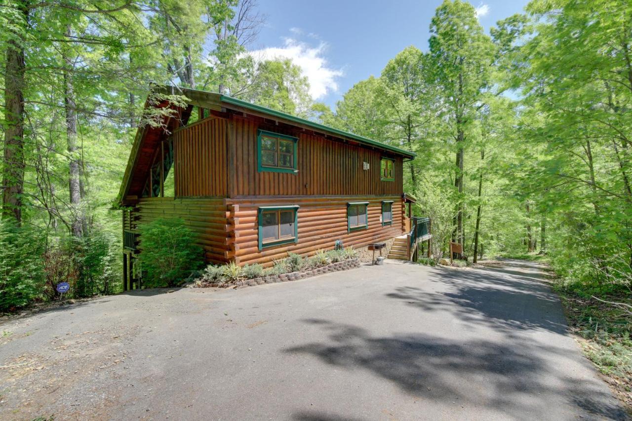 Gatlinburg Family Cabin With Private Hot Tub And Deck! Villa Екстериор снимка